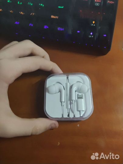 Наушники apple earpods lightning