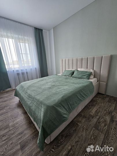 Кровать двуспальная мягкая 160х200