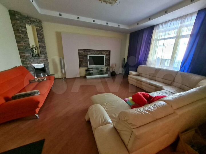 3-к. квартира, 125 м², 8/10 эт.