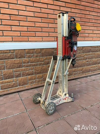 Установка алмазного бурения Hilti DD 200