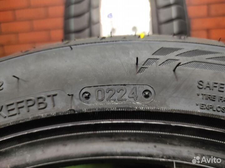 Triangle EffeXSport TH202 245/40 R17 95Y