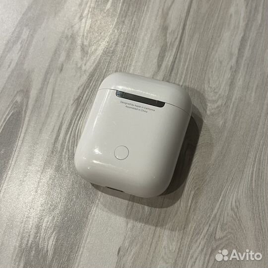 Кейс Airpods 2 (A1602)