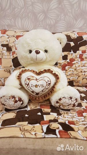 Плюшевый медведь