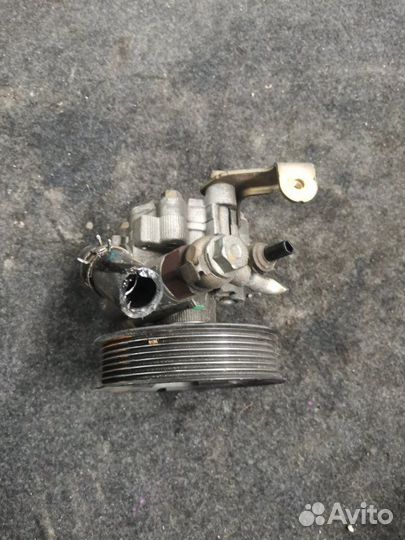 Гидроусилитель Toyota Isis ANM10 1AZ