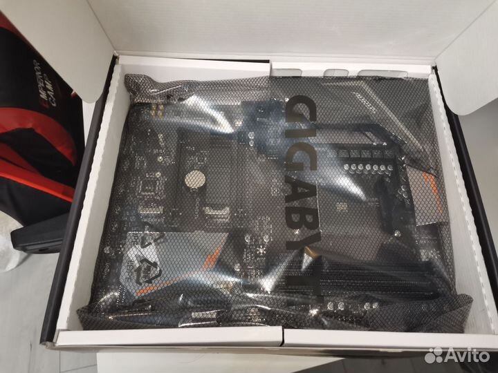 Новая Мат-я плата gigabyte B450 aorus elite v2