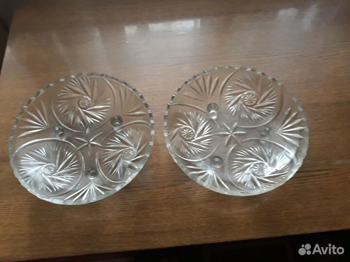 Вазы времен СССР на маленьких ножках для сервировк