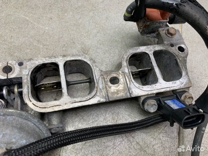 Вихревая заслонка Toyota Avensis T250 универсал