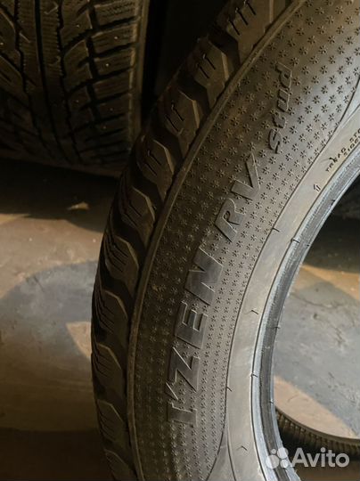 Kumho I'Zen RV Stud KC16 235/60 R18