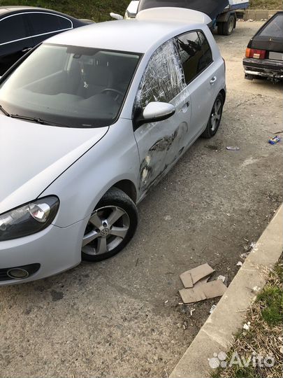 Volkswagen Golf 1.4 AMT, 2011, битый, 323 520 км