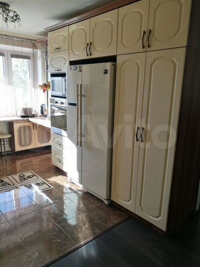 3-к. квартира, 86 м², 5/5 эт.