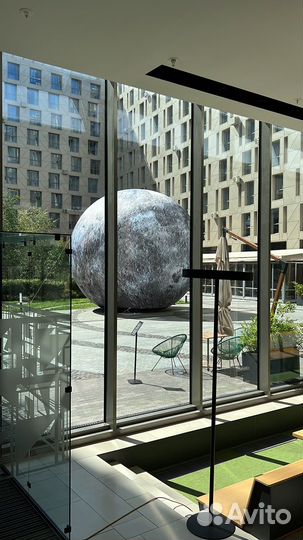 Мастер по наращиванию ресниц