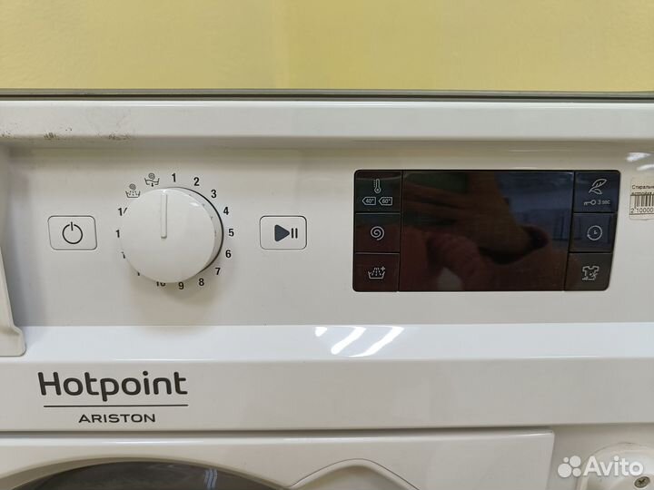Встраиваемая стиральная машина новая Ariston