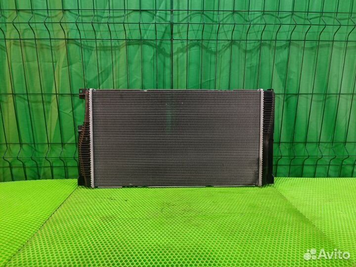 Радиатор охлаждения Bmw 528 F10 N20B20 2011