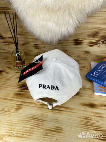 Кепка P R A D A