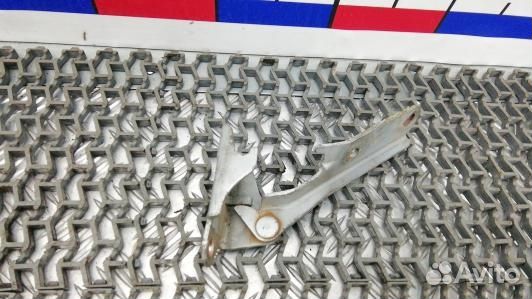 Петля капота mitsubishi pajero 3 (77A06D502)