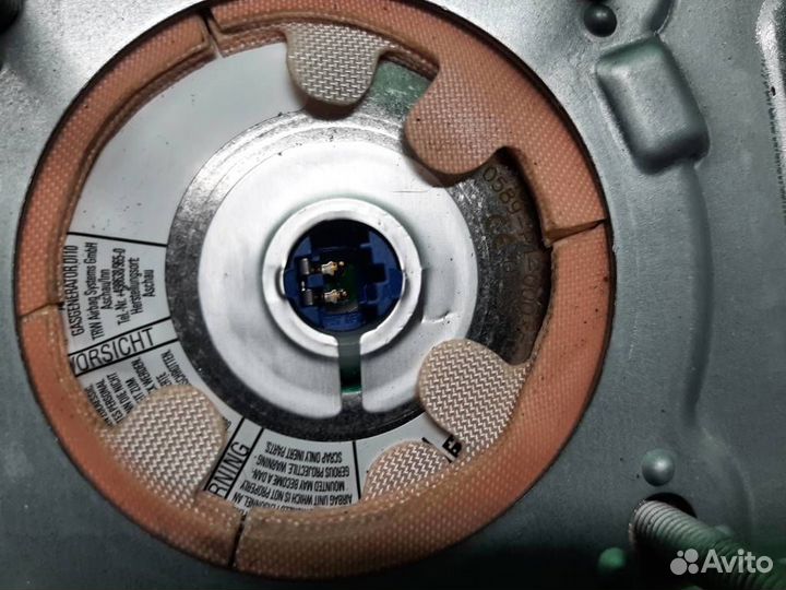 Подушка безопасности в торпедо Renault Duster 2017