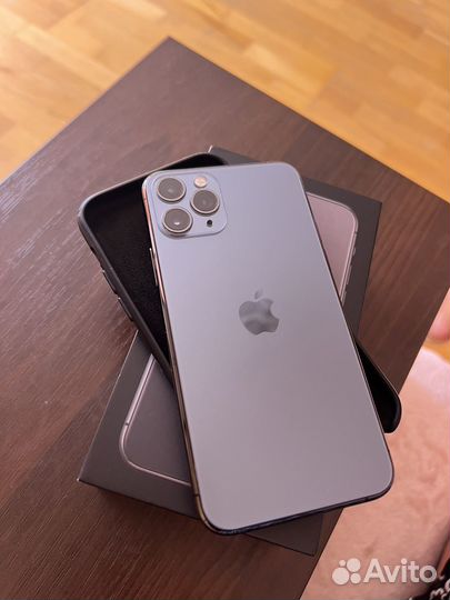 iPhone 11 Pro, 64 ГБ