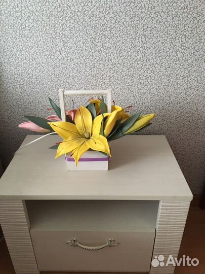 Свельник лилии из изолона, ручная работа