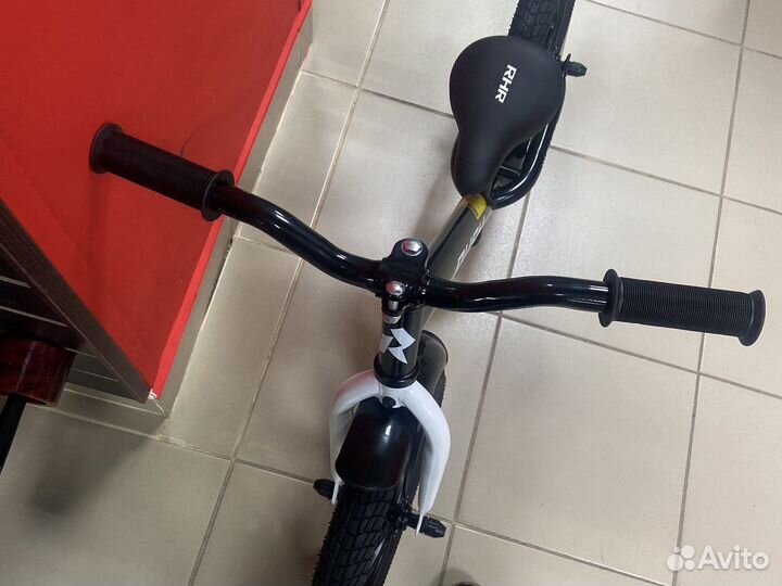 Беговел Rush Hour 14 Walker черный