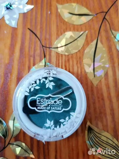 Тени для век