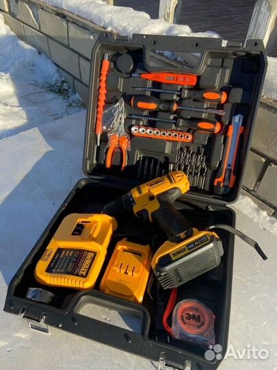 Шуруповерт Dewalt 18v
