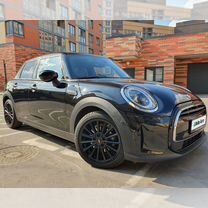 MINI Cooper 1.5 AMT, 2021, 58 419 км, с пробегом, цена 2 990 000 руб.