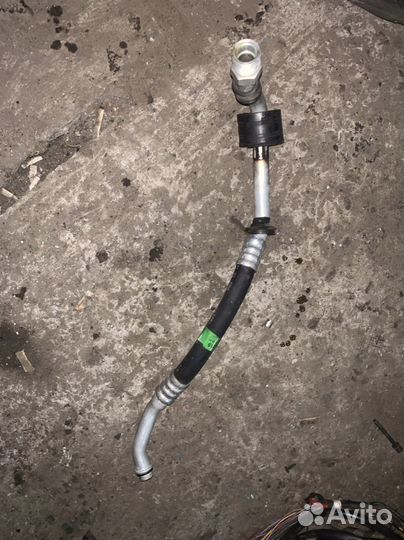 Трубка кондионера Mercedes C-Class W202 M111