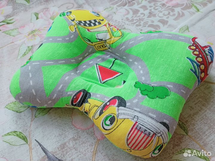 Подушка ортопедическая для новорожденных детей