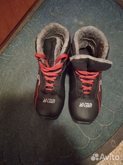 Лыжные ботинки