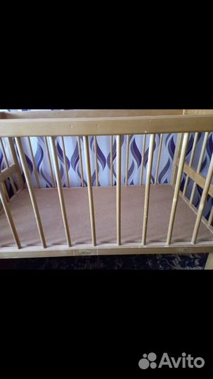 Детская кроватка