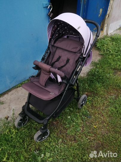 Продам прогулочную коляску