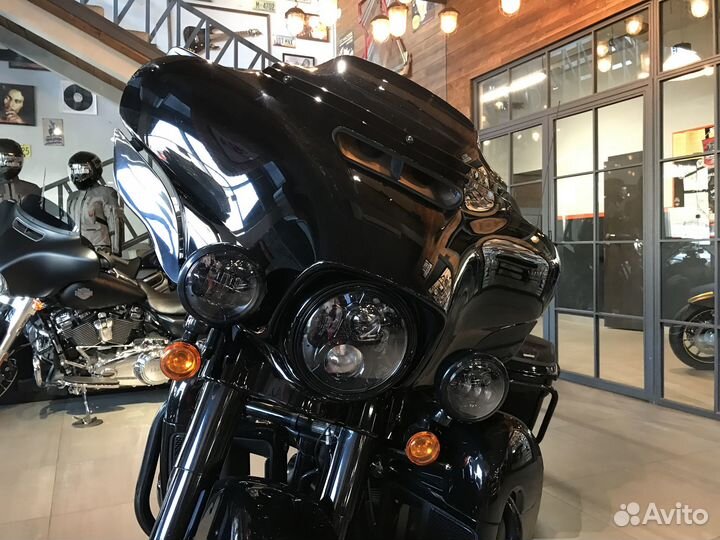 Harley-Davidson Ultra Limited 114