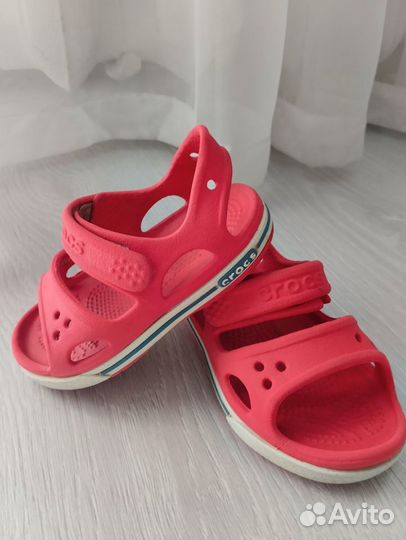 Босоножки для девочки crocs 13 см