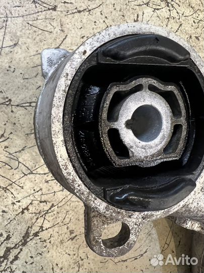 Задний подрамник BMW G30