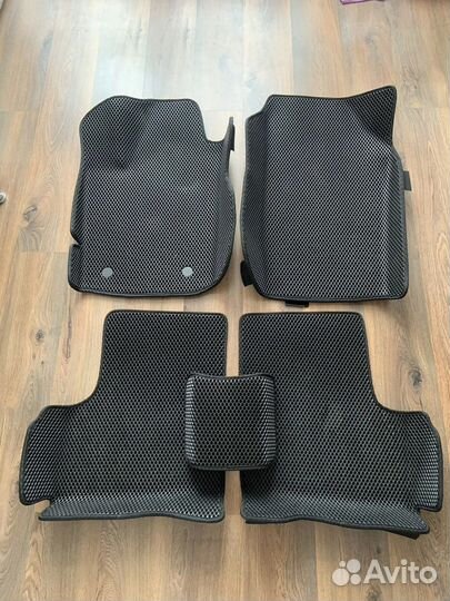 Автомобильные коврики eva с бортиками рено логан2