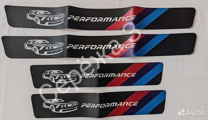 Наклейки на пороги BMW
