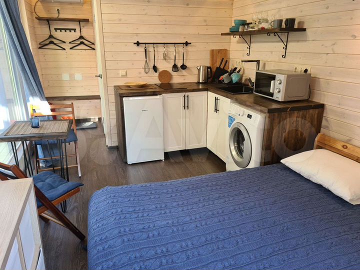 Дом 18 м² на участке 1 сот.