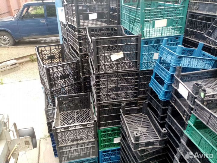 Пластиковые яшики для овощей и фруктов