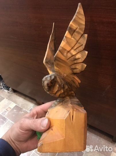 Деревянная статуэка