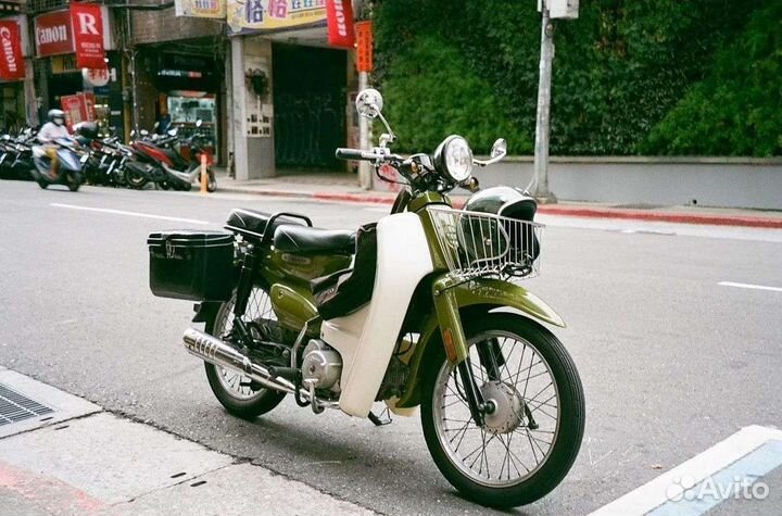 Olympus Superzoom 700XB плёночный фотоаппарат