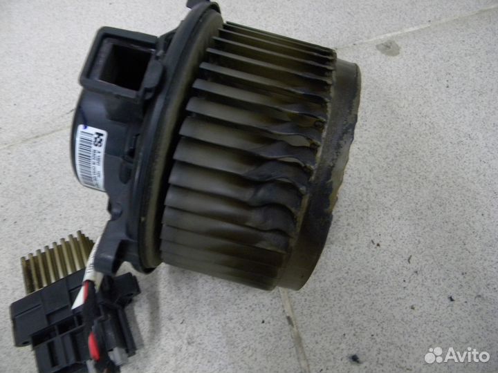 Моторчик печки шевроле круз хэтчбек 13 год