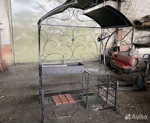 Мангал с крышей лофт