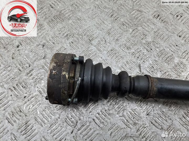 Полуось передняя левая б/у Audi A4 B5 (1994-2001) 8D0407241AP