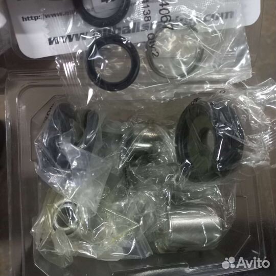 Продам ремкомлект прогрессии на мотоцикл Suzuki