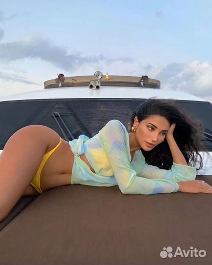 Морская прогулка на яхте в Сочи Azimut 57