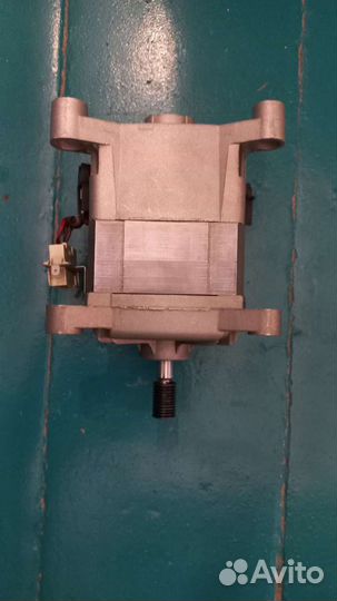 Двигататель стиральной машины