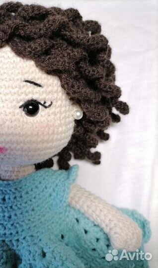 Вязаная куколка Кудряшка Сью