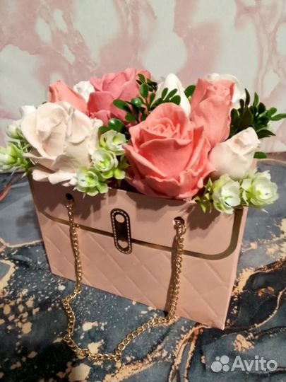 Ароматный мыльный букет из роз Николь