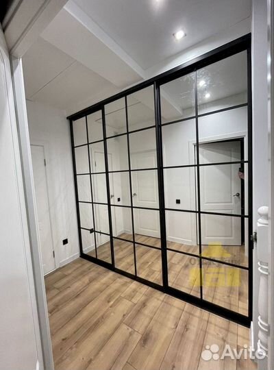 Шкаф распашной