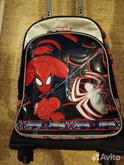 Чемодан-рюкзак тм marvel